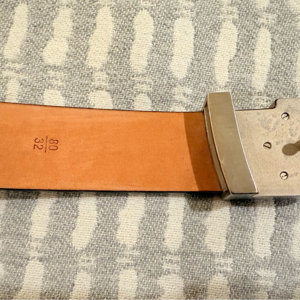 Louis Vuitton - LV Logo Unisex Belt - Matte Black - 32in - Great Cond- AUTHENTIC - Picture 2 of 6